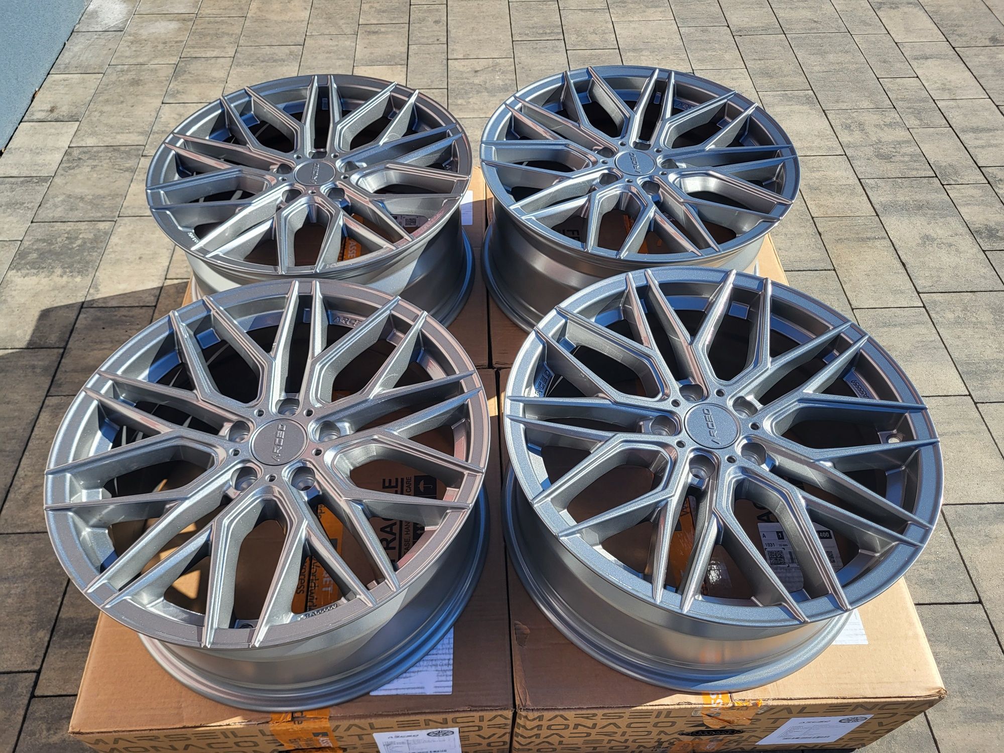 Arceo 18" 5x112 ET45 Audi A3 A4 B9 B8 A6 C7 C6 Q5 Q3 Q2 Seat Leon FR !