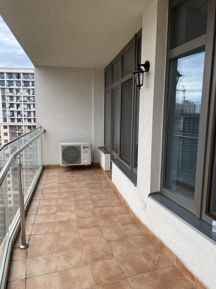 Продаж 1к квартири 51,9 кв. м по вул. Генуезька,  3-в  «42 Перлина»
