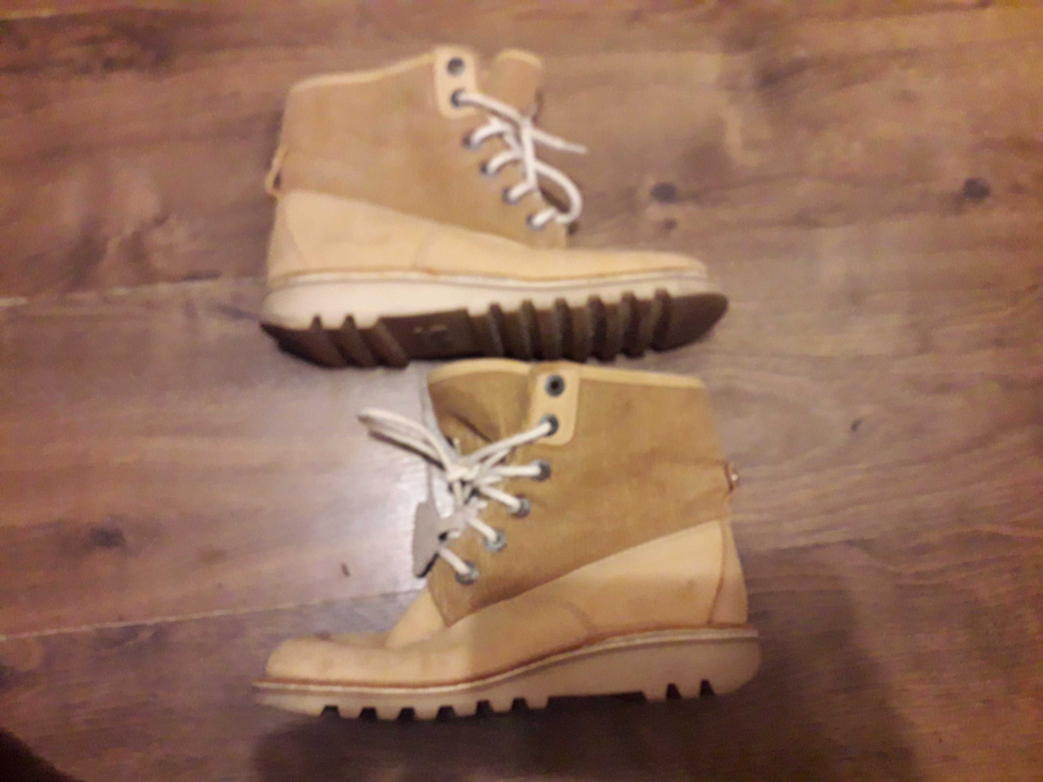 trapery  zimowe skórzane  ocieplane timberland