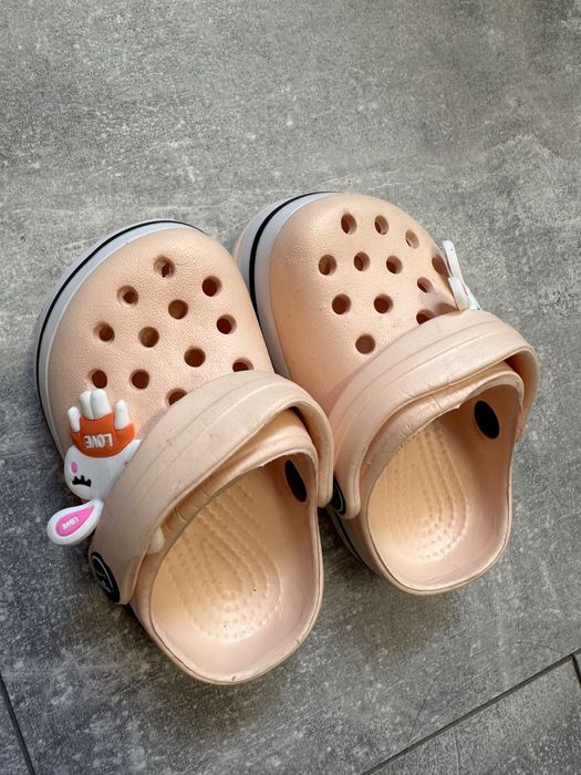 Тапочки на девочку