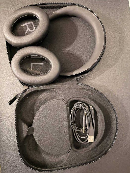 Słuchawki nauszne BOSE Noise Cancelling Headphones 700 ANC Czarny