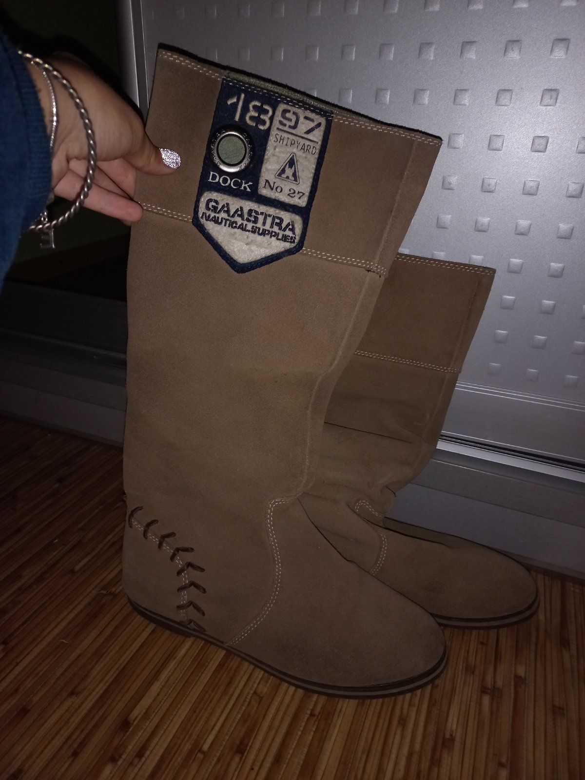 Продам сапоги деми