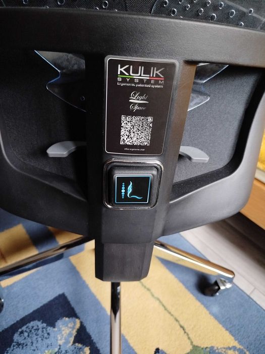 Fotel krzesło biurowy obrotowy Kulik System nowy