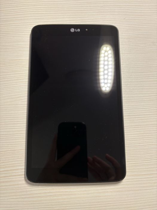 Планшет LG G Pad 8.3 16 GB