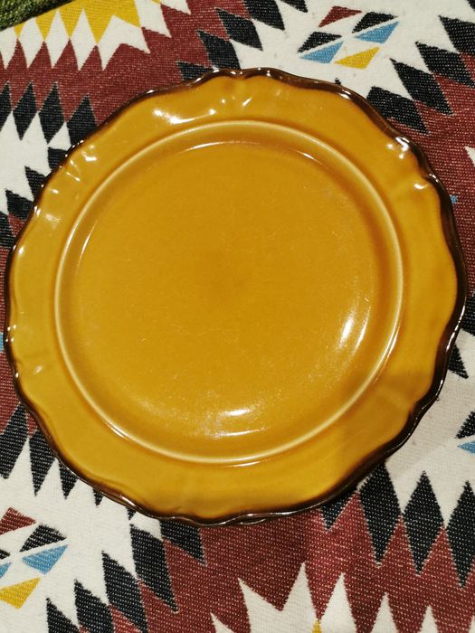 Talerze Pruszków PRL brązowe 24cm