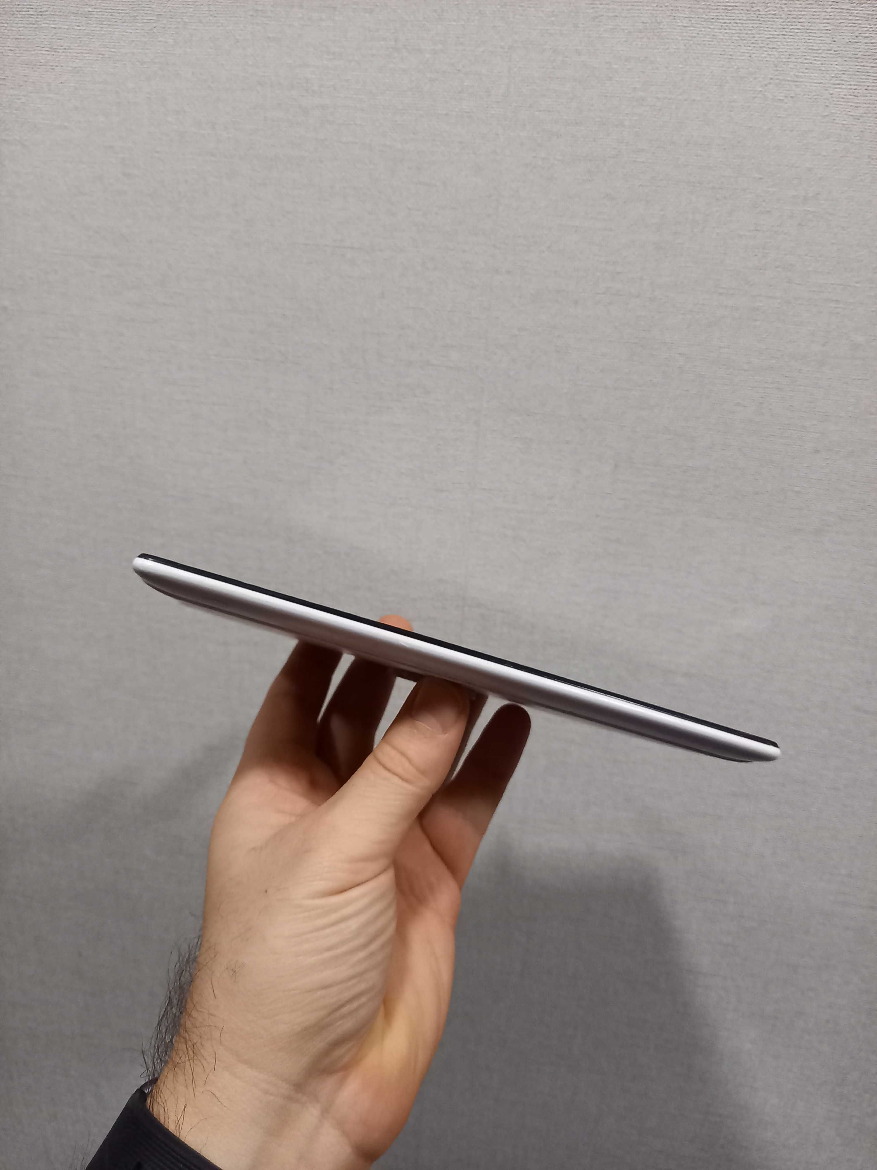 Планешет Asus ZenPad C 7.0 P01Z 8GB