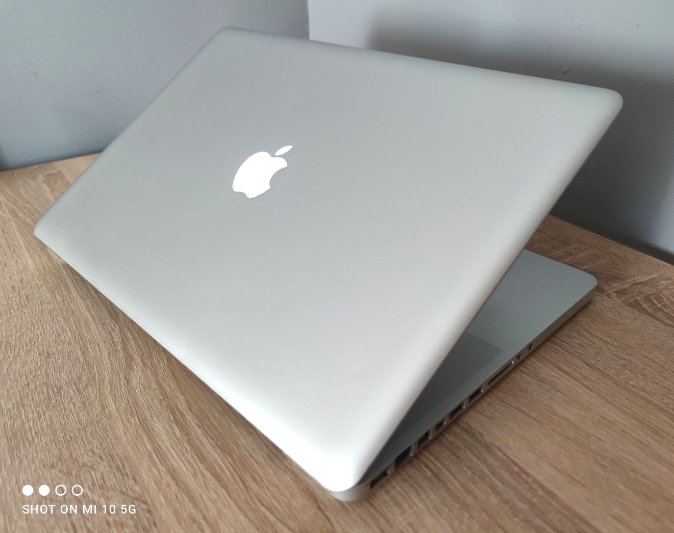 Laptop Apple Macbook Pro 15.4" Intel Core i7 8GB RAM SSD 128GB