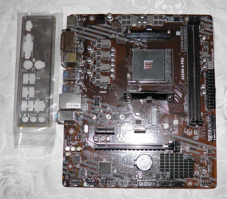 AM4 MSI A520M -A PRO б/в