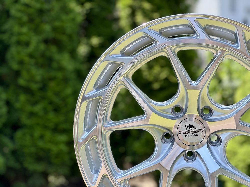 Nowe Felgi 19 cali Forzza Saturn 5x112 19x8.5 ET45 A3 Golf Leon CLA