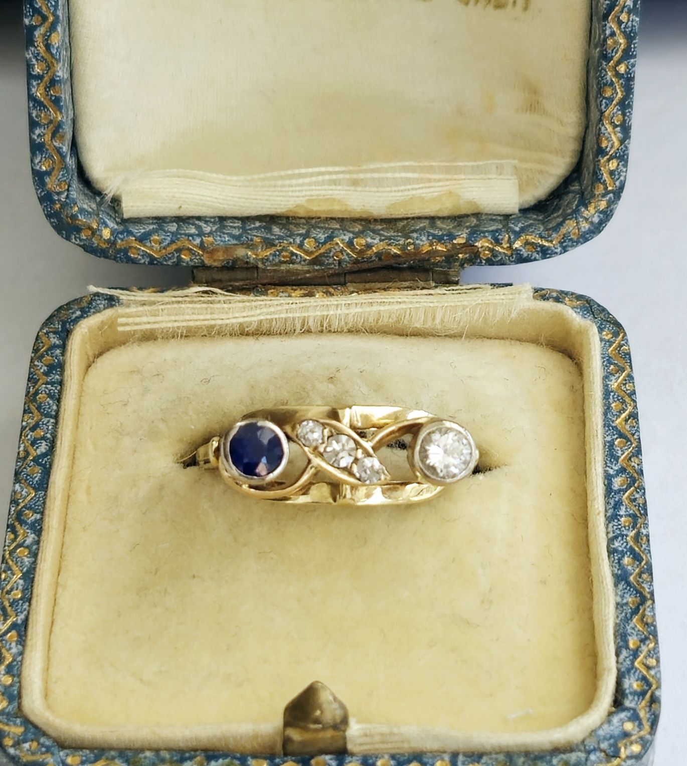 Artdeco pierścionek złoto 14 k szafir naturalny diamenty 0.28 ct r.16