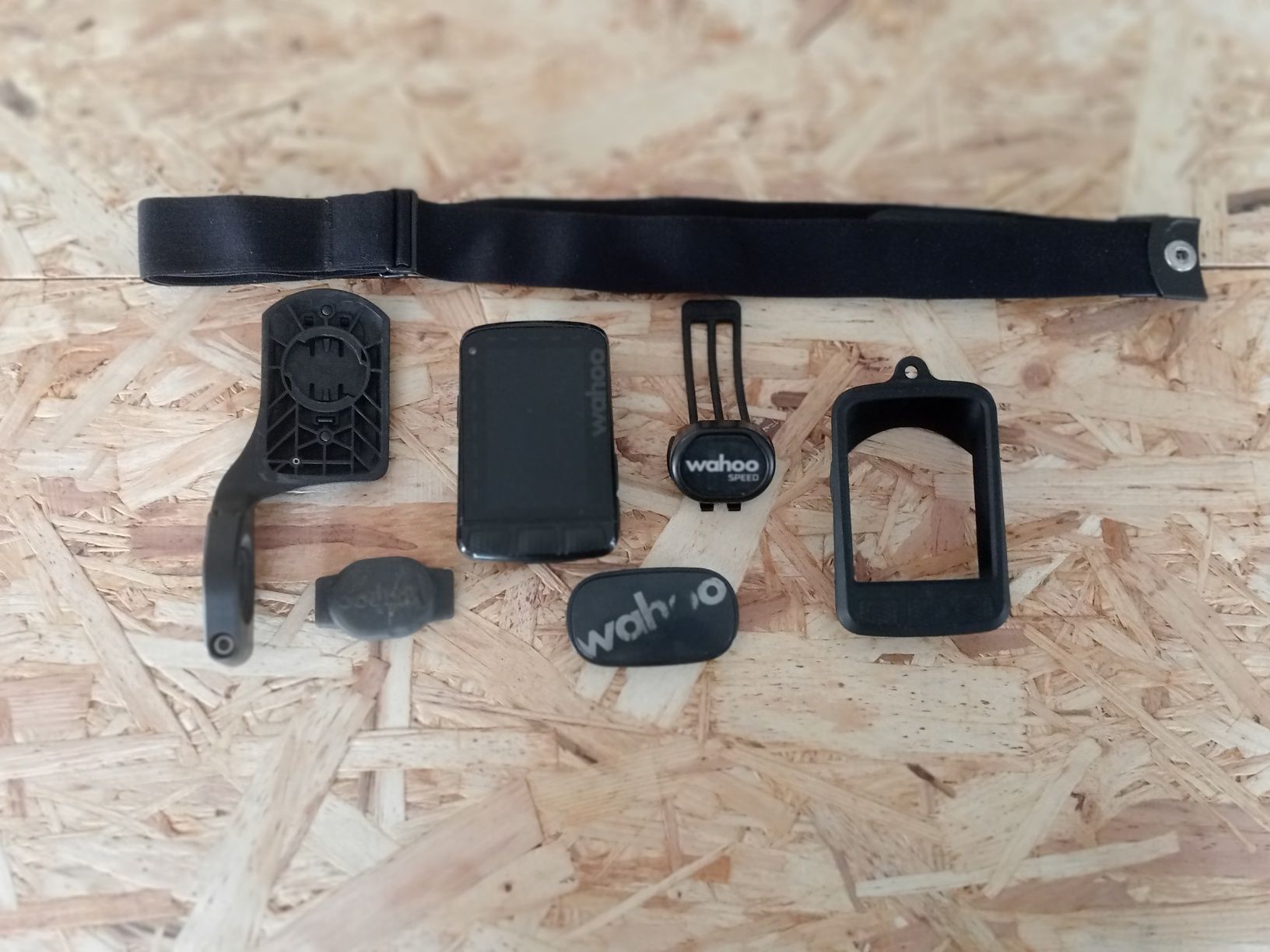 "Bundlee" Wahoo Element Roam V2