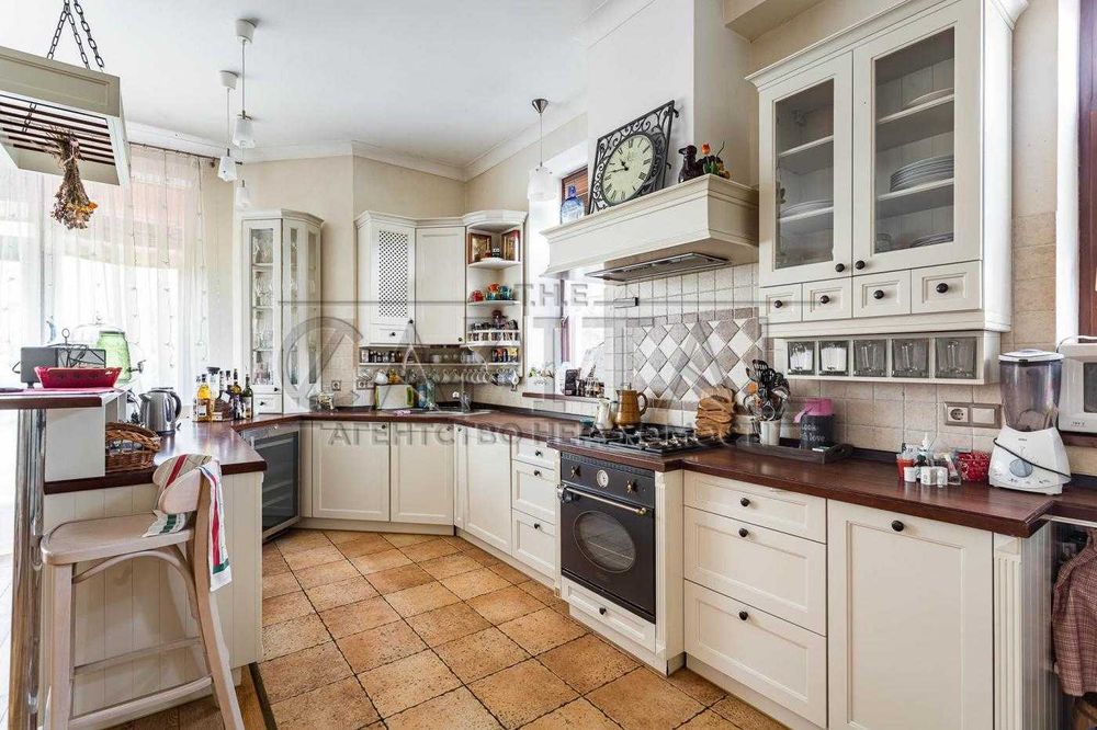 Здається в оренду ідеальний сімейний будинок в Рожнах 450м2 50 соток