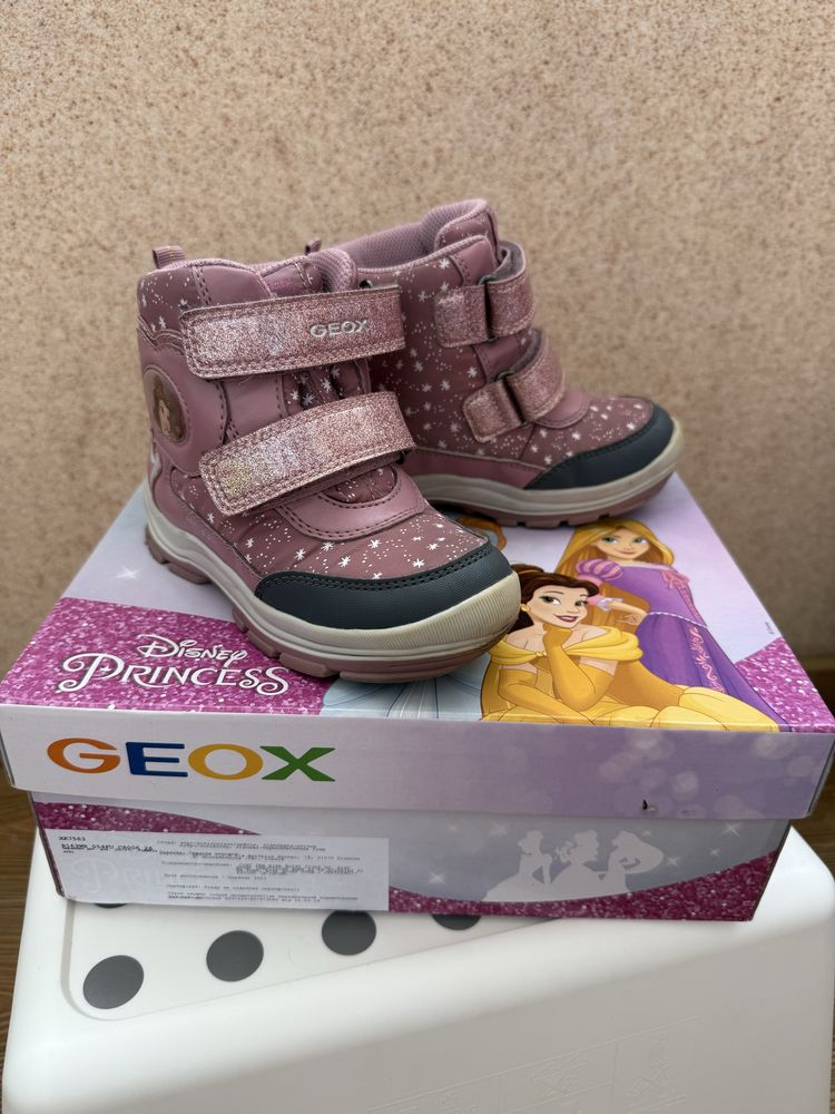 Зимові ботинки для дівчинки Geox 26р