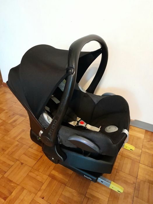 Fotelik Maxi-Cosi CabrioFix plus baza MaxiCosi Easyfix