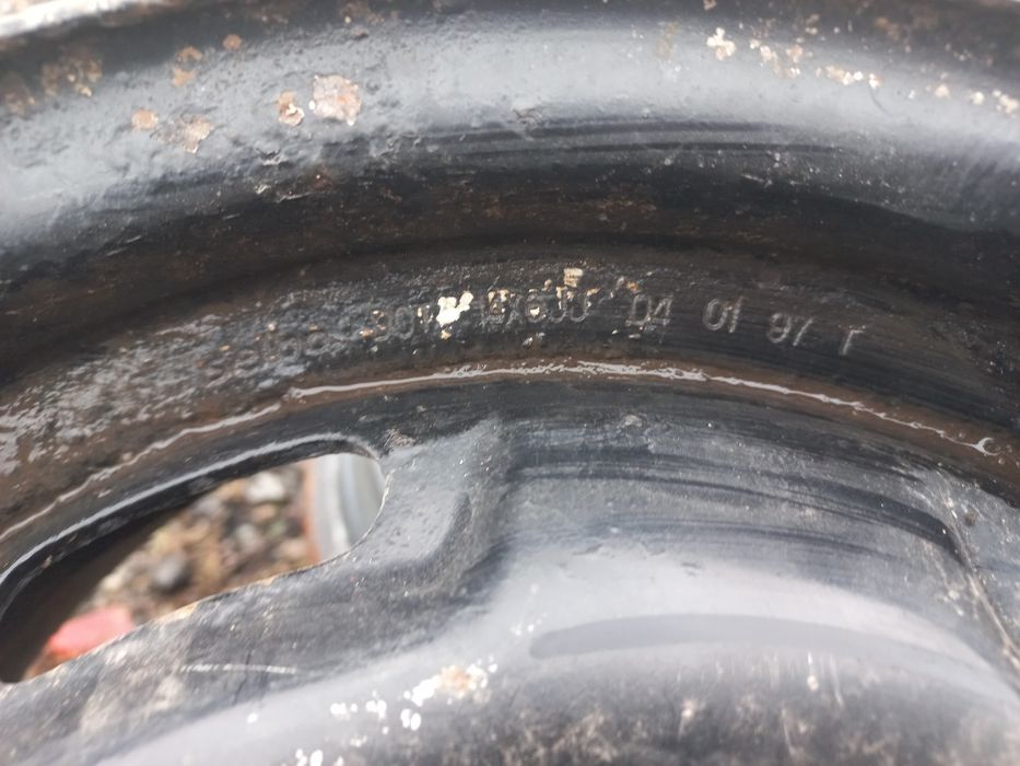 Продам диски металеві 6х139.7