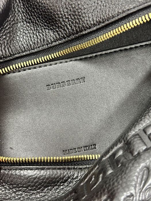 Сумка на пояс Бананка чоловіча Burberry Bum Bag Embossing Leather 30"
