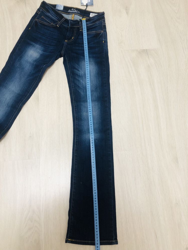 Штани джинси Colins (Колінс) нові розмір 27