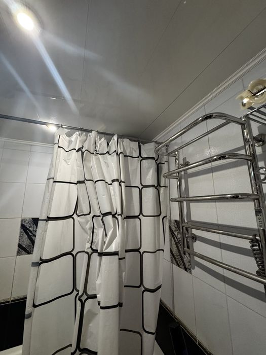 Продаж 2к квартири Дніпровський Бородинський район