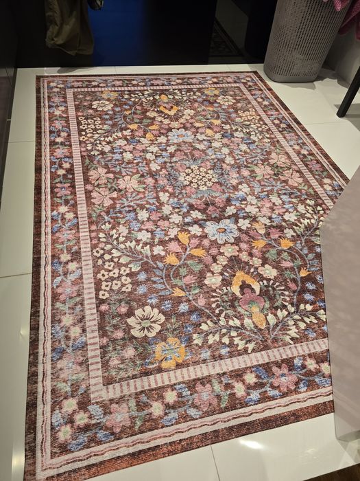 Tapete floral excelente estado