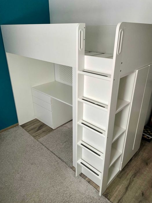 Łóżko na antresoli z biurkiem i szafą IKEA SMASTAD