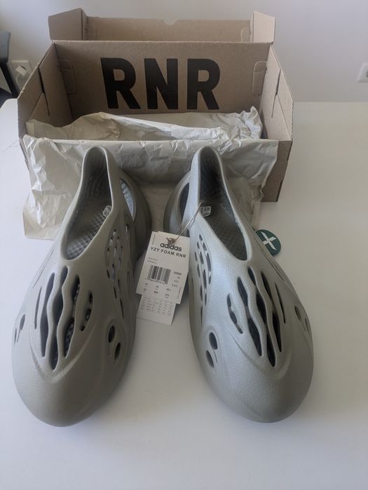 Adidas Yeezy FOAM Runners - Stone Salt - Authentic