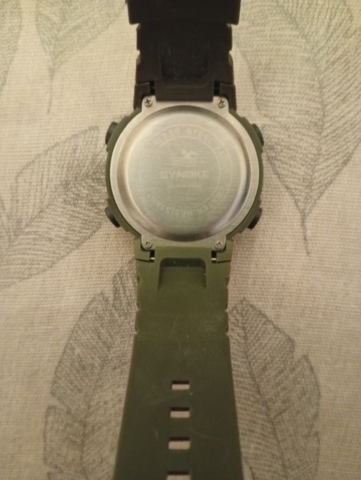 Продам смарт та цифровий годинник