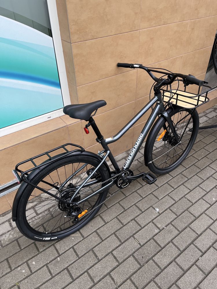 Rower miejski Cannondale TREADWELL EQ DLX M Dynamo