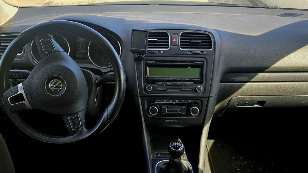 VW GOLF VARIANTE TDI  100.000Km's