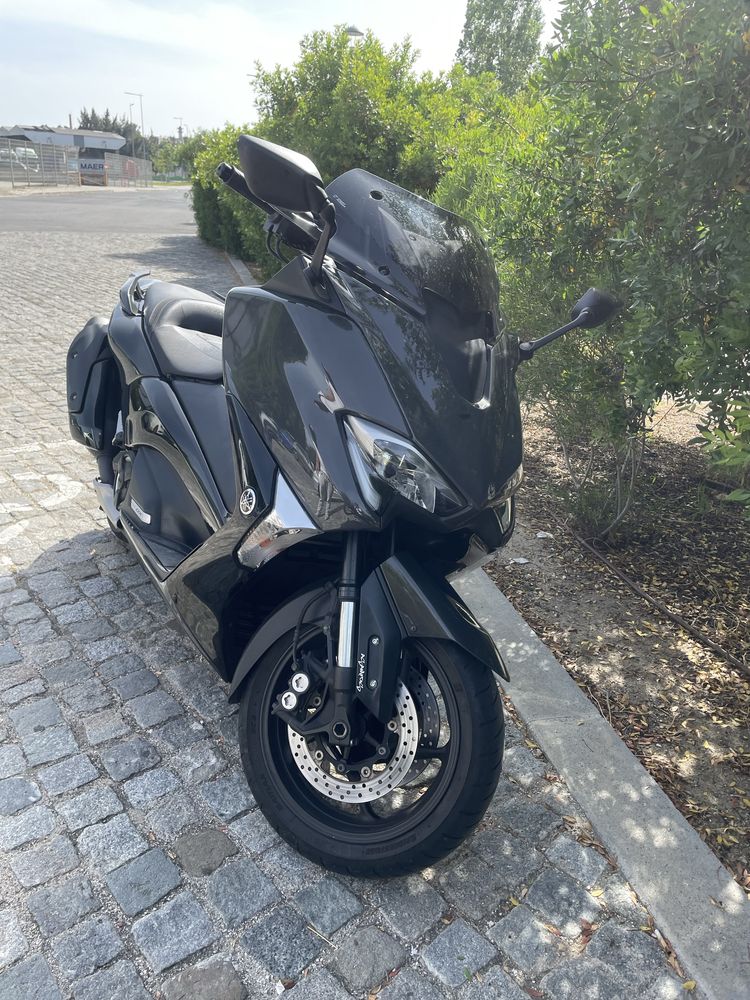 Vendo Yamaha Tmax 530 DX