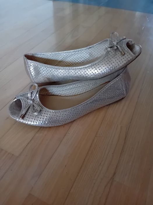 Buty damskie baleriny złote