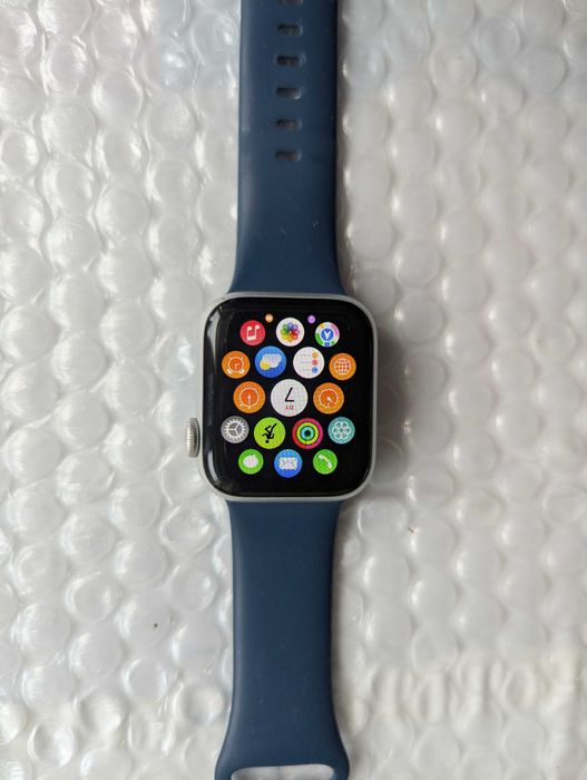 б/В Apple Watch SE 40 mm батарея 87%