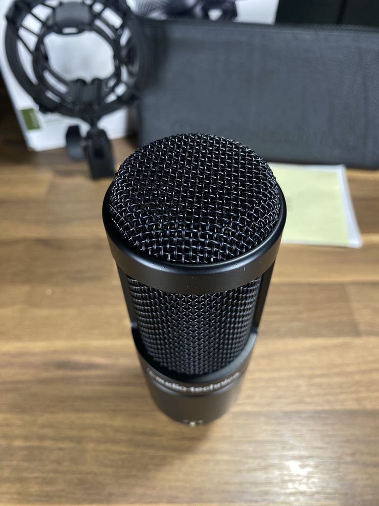 Audio Technica 2050