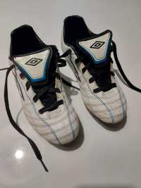 Buty piłkarskie dziecięce korki Umbro 34