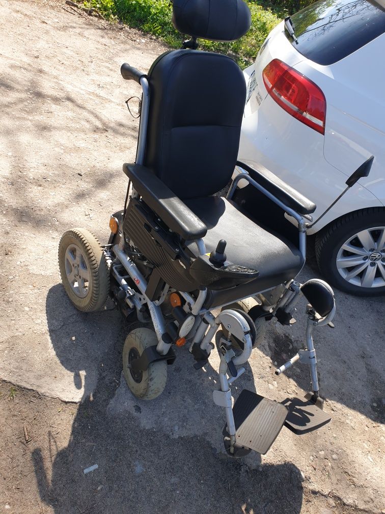 Wózek inwalidzki elektyczny