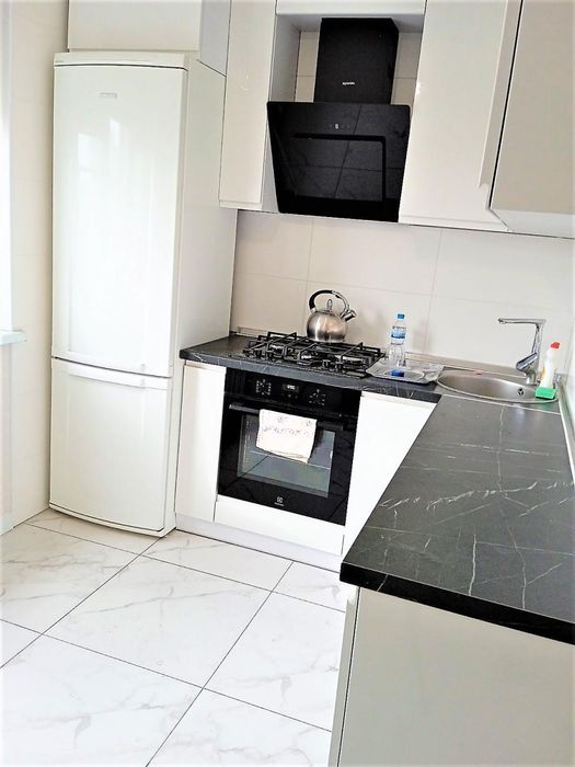 Продам 2-кім. квартиру, Соснова Гірка, Клочківська, 154а, М Наукова