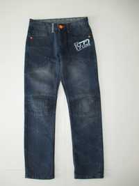 346* Spodnie chłopięce r. 158 cm jeansowe