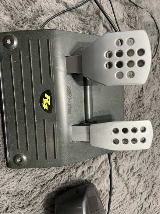 Kierownica Saitek R4