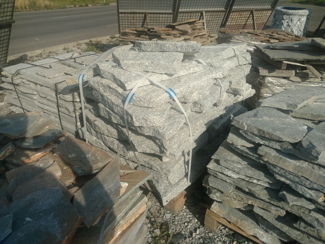 Płyta dzikówka ścieżkowa tarasowa kostka granitowa brukowa kamień żwir