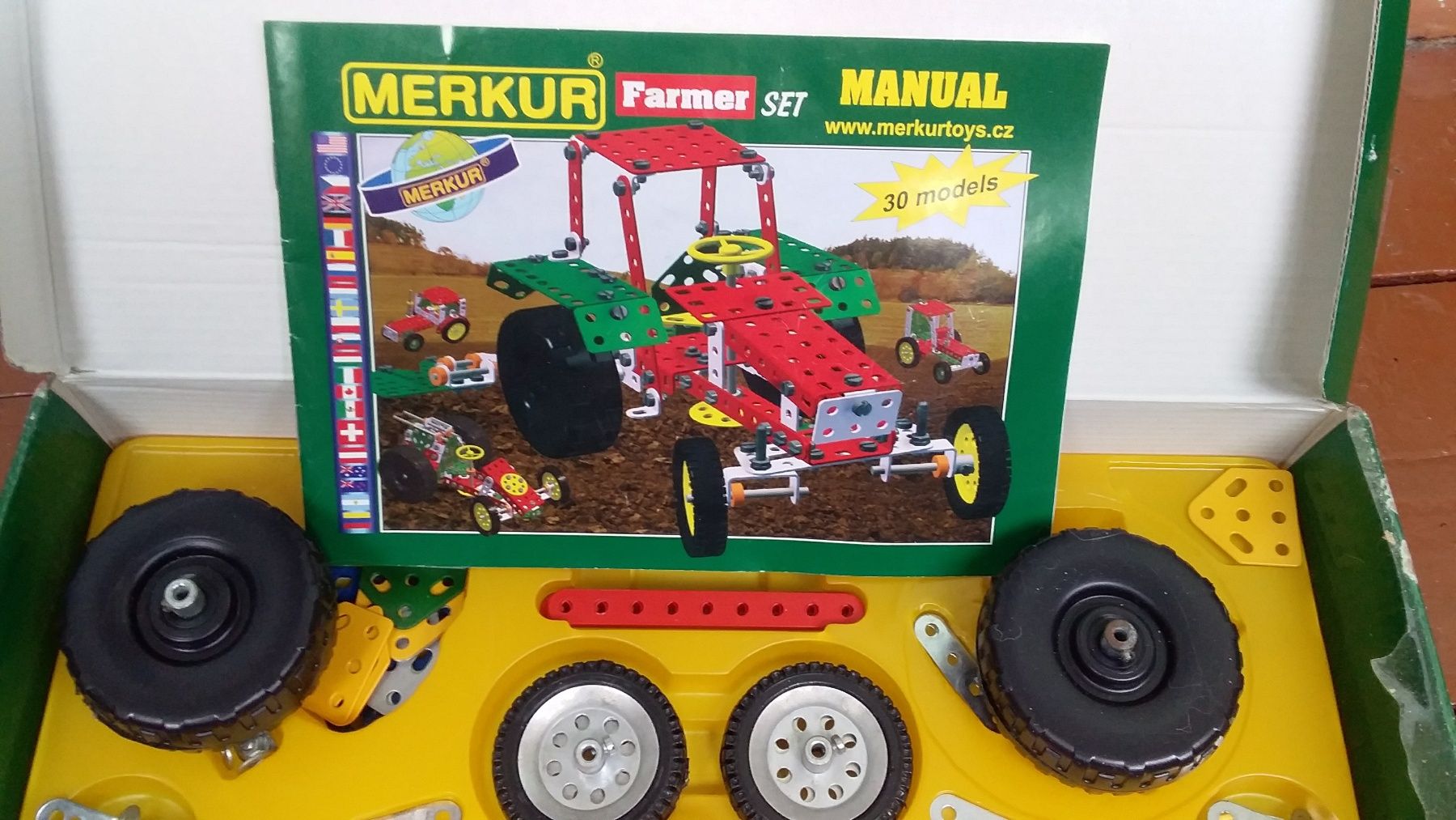 Конструктор металлический Merkur - трактор колесный