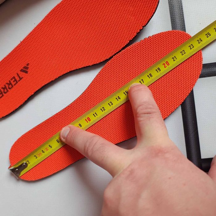 нові оригінальні Adidas Terrex розпаровка лівий p36 правий р36.5 довжи