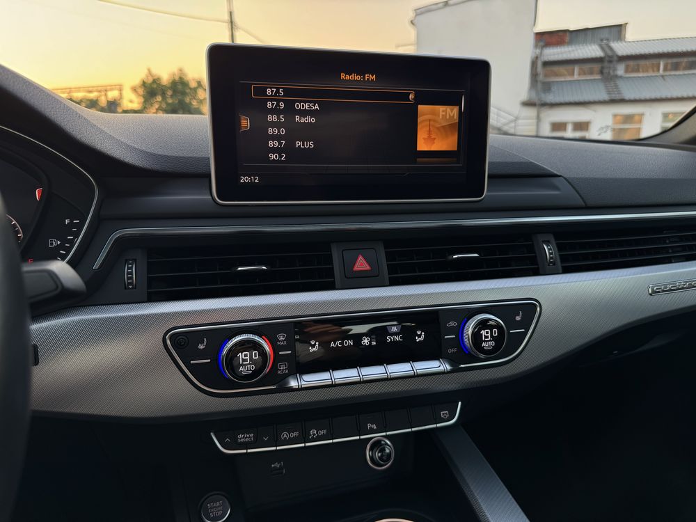 Audi a4 b9 2028 Quattro  •  S-line