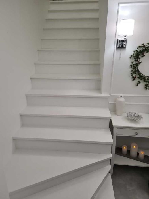 Schody wewnętrzne granit marmur konglomerat zewnetrzne kostka