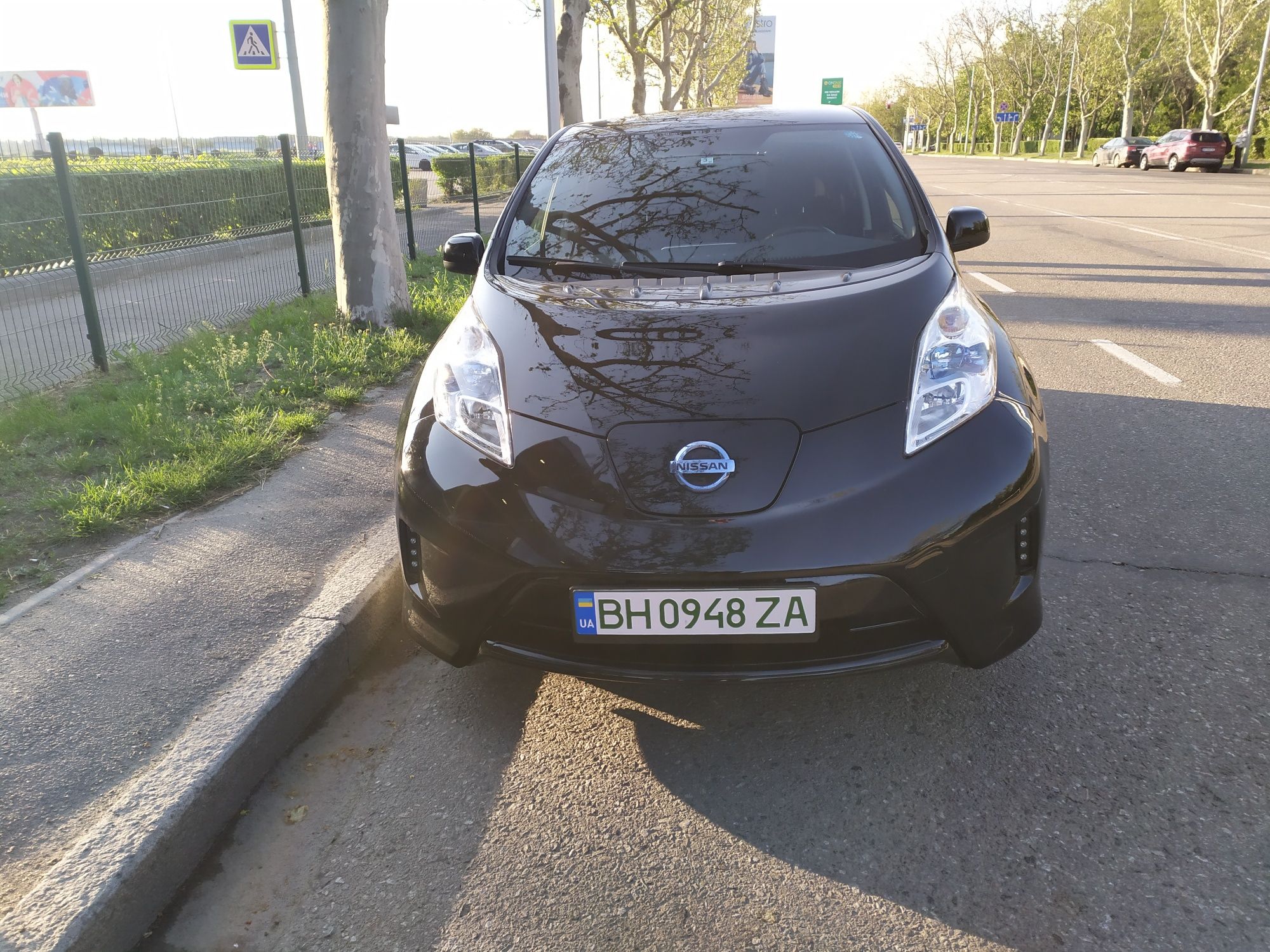 Nissan Leaf  SE Одесса лиф