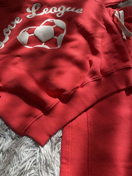 Красивезний костюм zara 110см