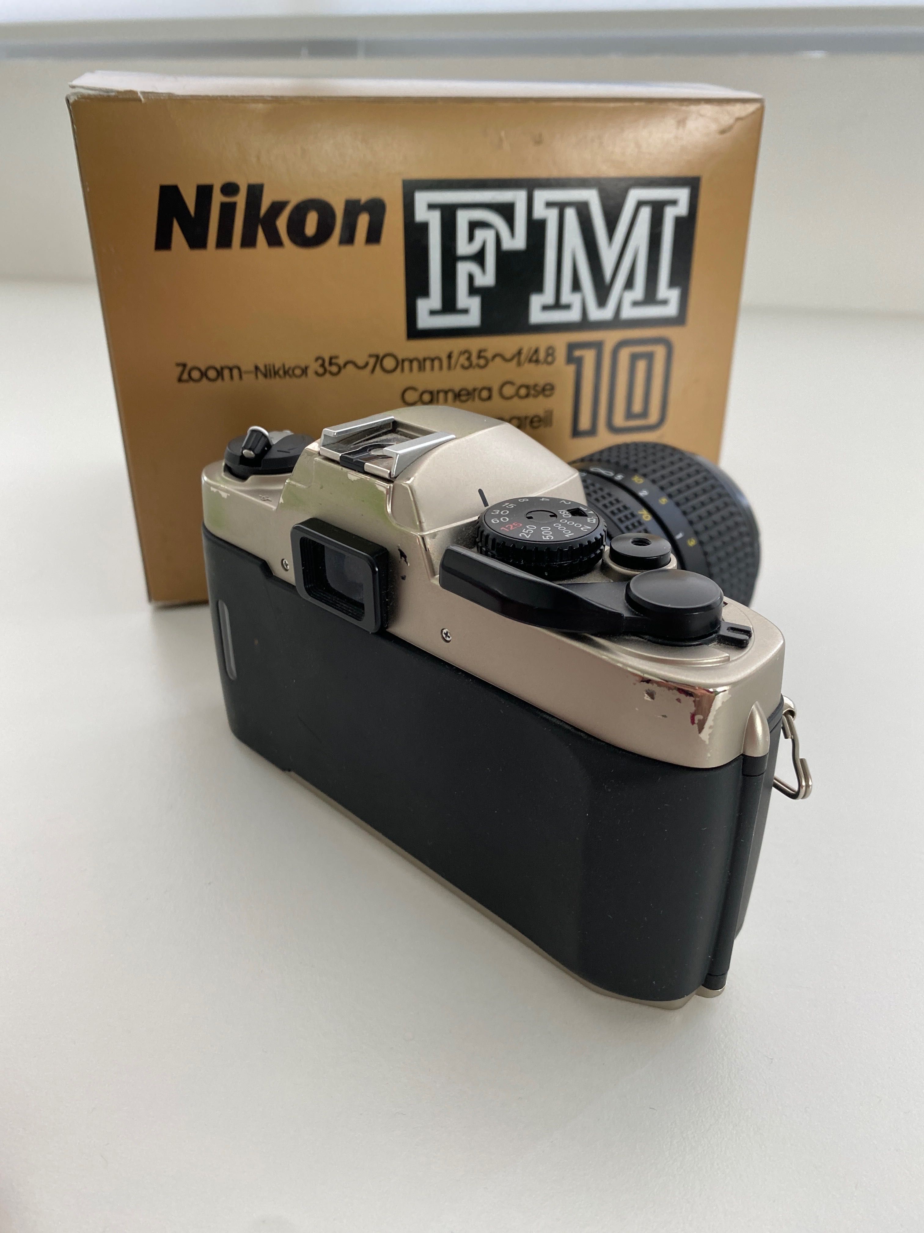 Nikon FM-10, компактна плівкова камера з механічним завтвором