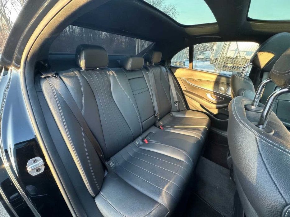 Mercedes-Benz E-Class E 450 4MATIC      2019