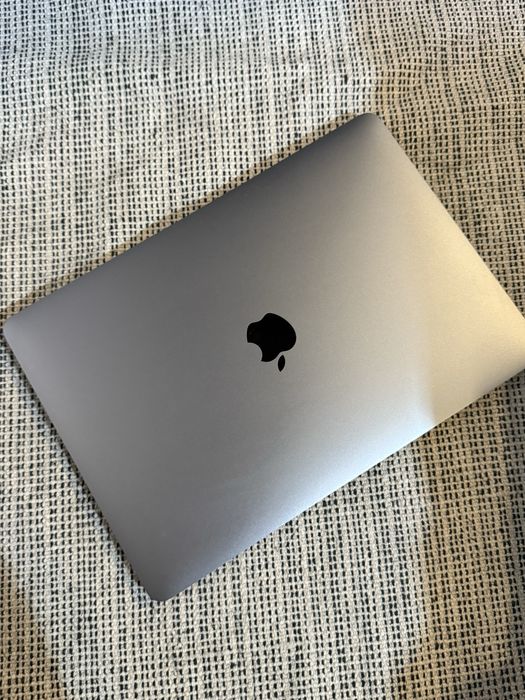 Macbook Pro 13 (2020) (Touch Bar)