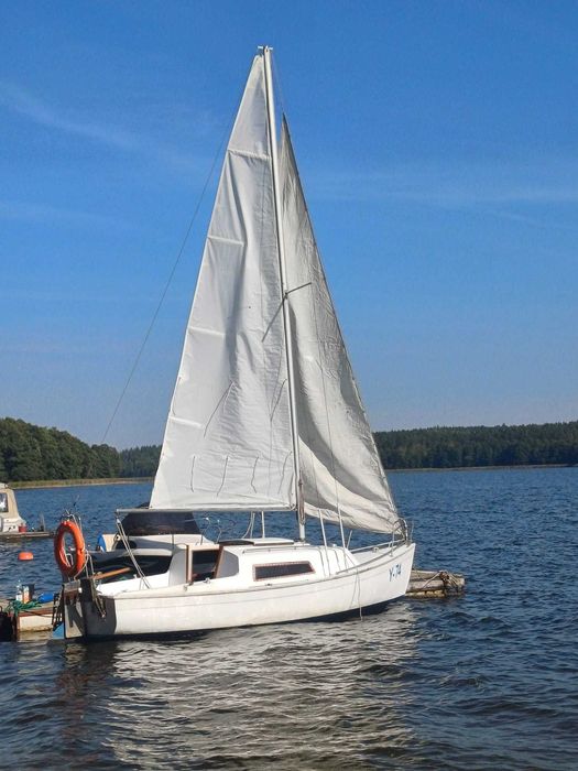 Jacht NASH 20 balastowo-mieczowy z przyczepą