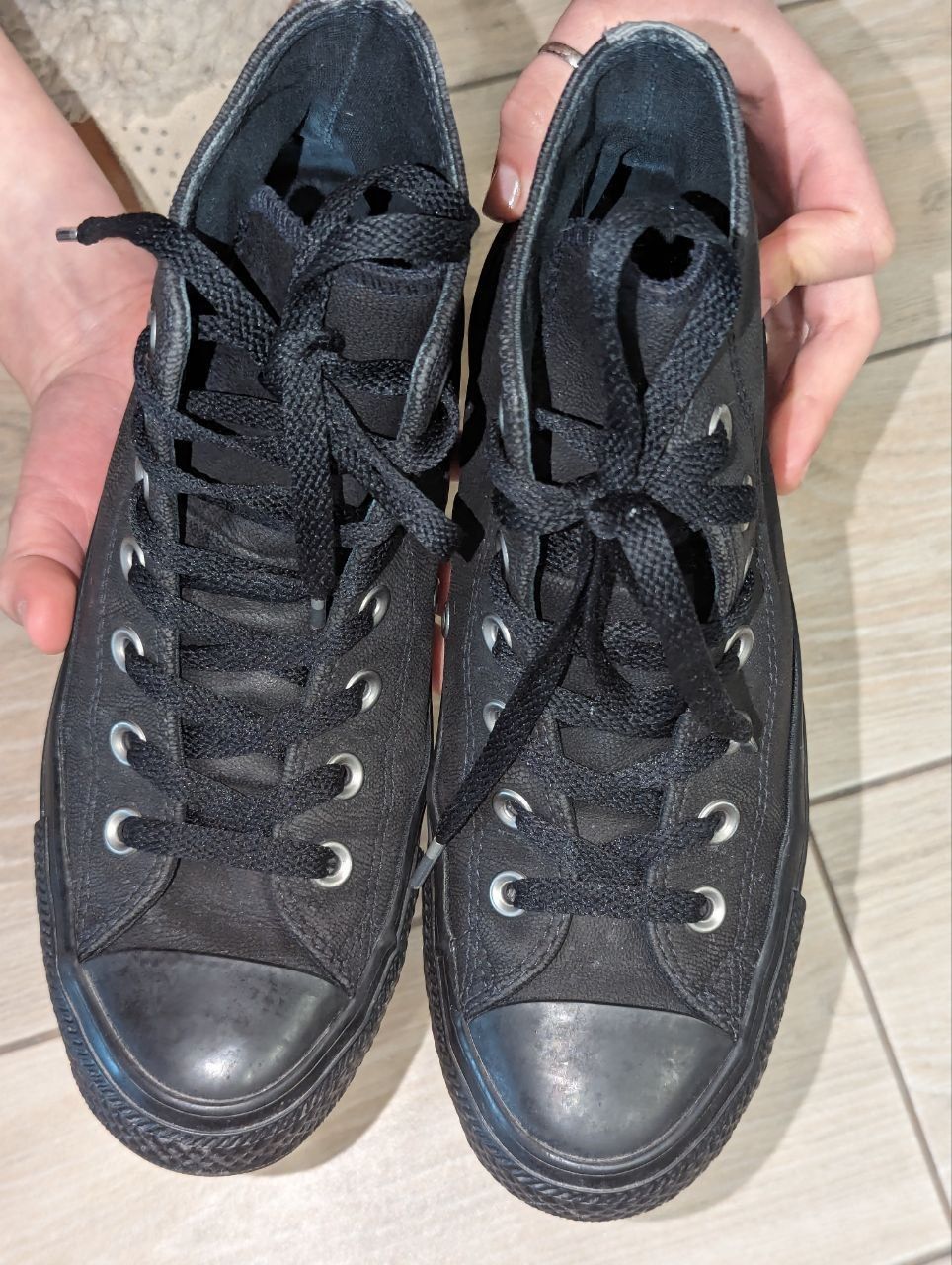 Срочно! Высокие чёрные кеды converse, кожаные конверсы, 37 р как новые