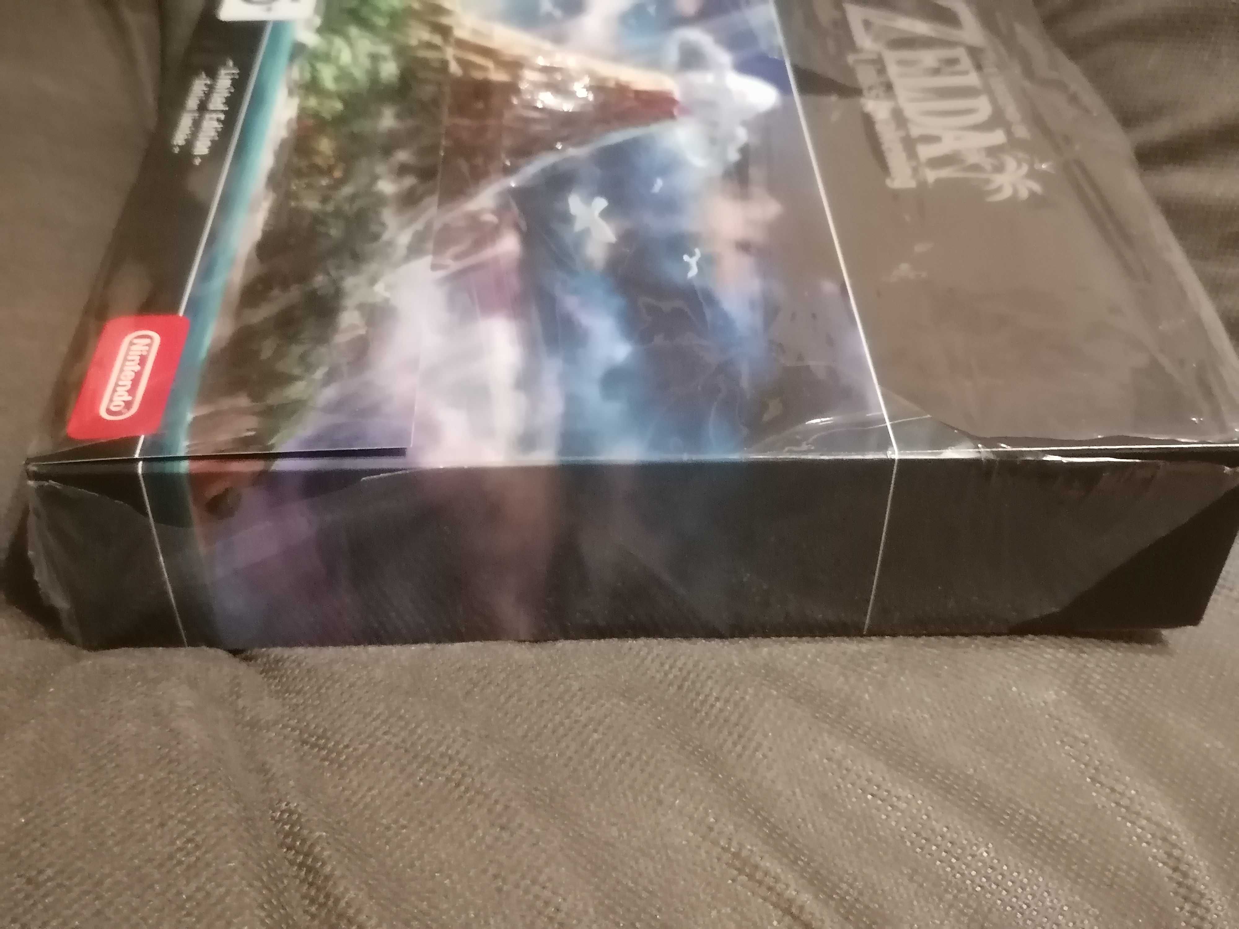 The Legend of Zelda: Link's Awakening Limited Edition Nintendo Switch!